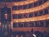 2001-10-27 Parma Teatro Regio - Palco reale